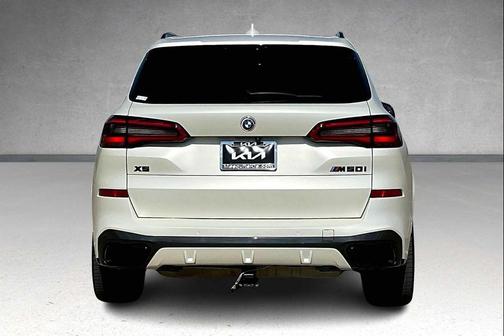 2020 BMW X5 M50i