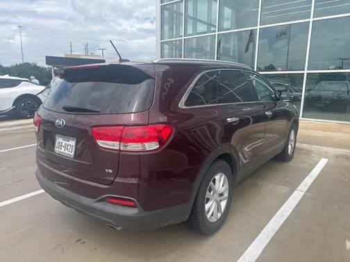 Sangria Red 2017 Kia Sorento LX