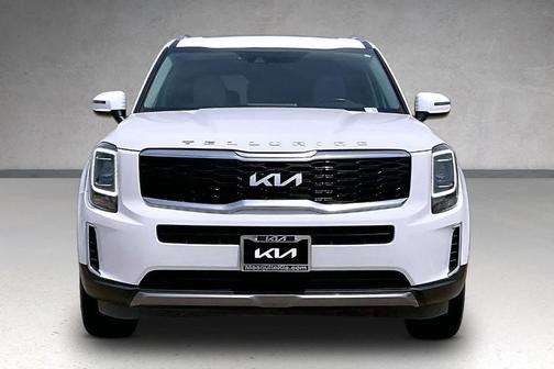 Glacial White Pearl 2022 Kia Telluride S