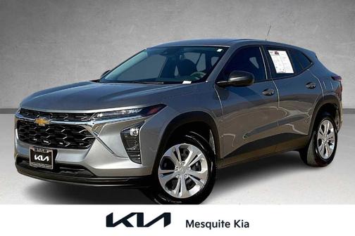 2025 Chevrolet Trax LS