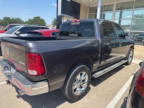 2015 RAM 1500 SLT