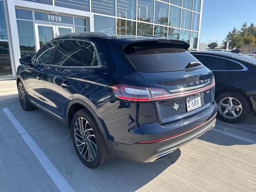 2020 Lincoln Nautilus Reserve