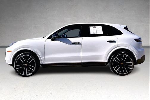 2021 Porsche Cayenne Base