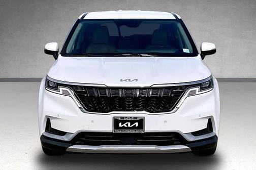 Snow White Pearl 2023 Kia Carnival EX