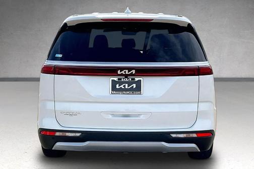 Snow White Pearl 2023 Kia Carnival EX