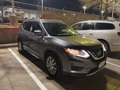 2019 Nissan Rogue S