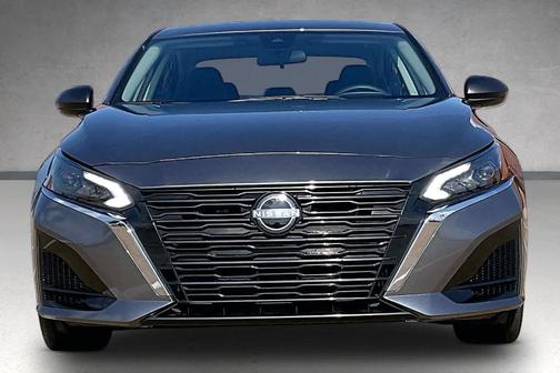 Gun Metallic 2025 Nissan Altima SV