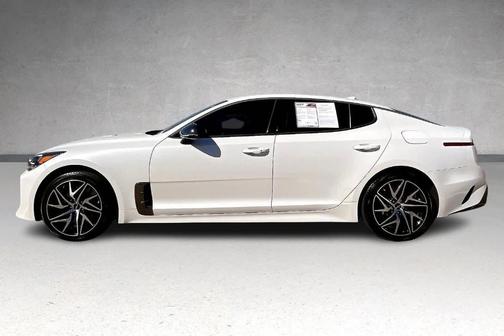 2023 Kia Stinger GT-Line