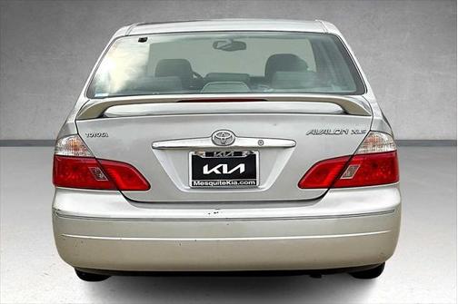 2004 Toyota Avalon XLS