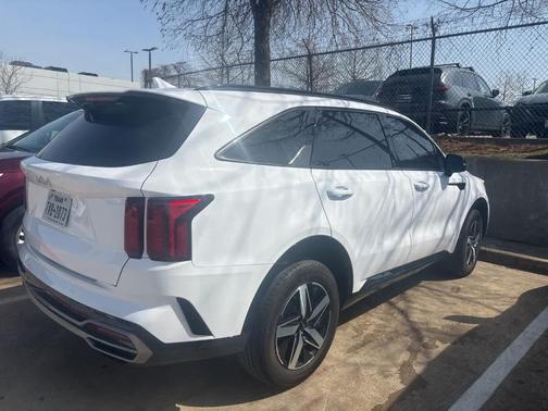 2023 Kia Sorento S