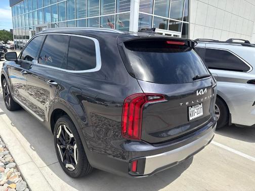 Metal 2025 Kia Telluride S