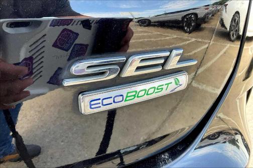 2020 Ford Edge SEL
