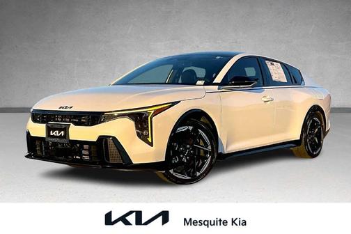 2025 Kia K4 GT-Line