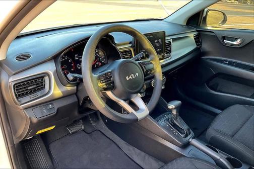 2023 Kia Rio LX