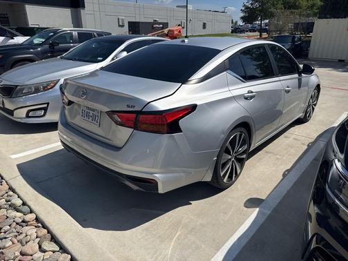 2019 Nissan Altima 2.5 SR