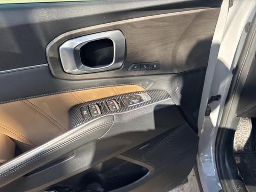 2024 Kia Sorento SX Prestige