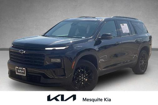 Mosaic Black Metallic 2024 Chevrolet Traverse LT