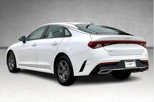2022 Kia K5 LXS