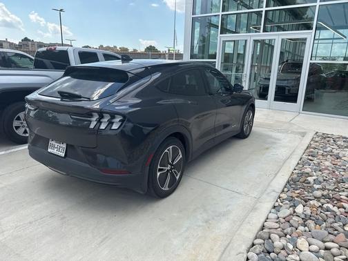 2022 Ford Mustang Mach-E Select