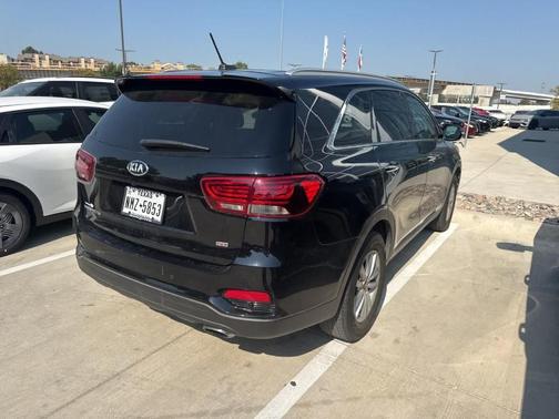 2020 Kia Sorento LX