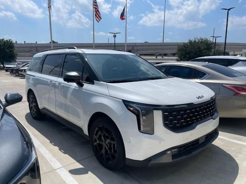 Snow White Pearl 2025 Kia Carnival Hybrid SX