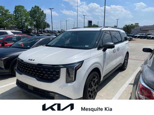 Snow White Pearl 2025 Kia Carnival Hybrid SX