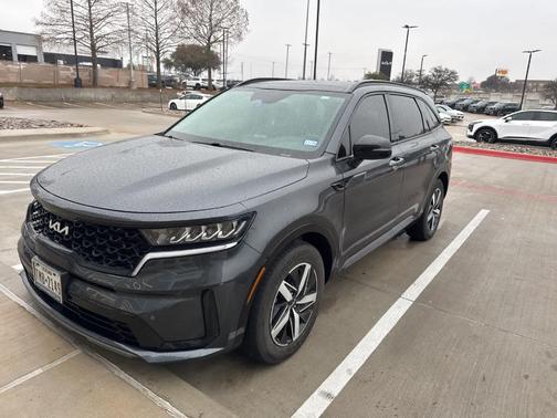 2023 Kia Sorento S