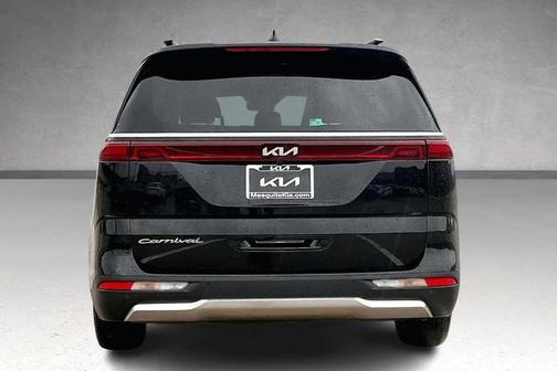 2022 Kia Carnival SX