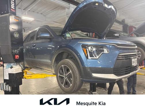 2023 Kia Niro EX
