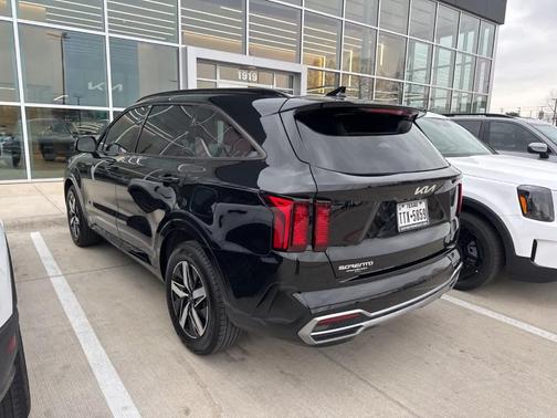 2023 Kia Sorento EX