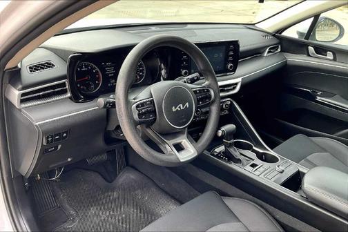 2022 Kia K5 LXS