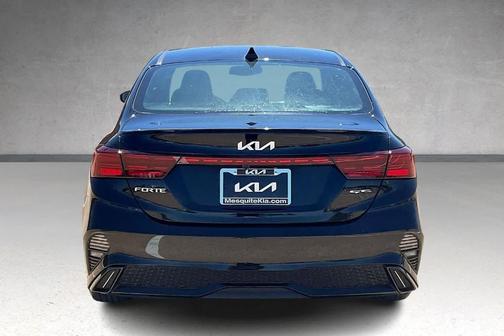 Aurora Black 2022 Kia Forte GT-Line