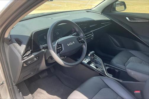 Steel Gray 2024 Kia Niro EX