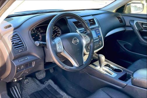 2017 Nissan Altima 2.5 SR