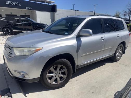 2012 Toyota Highlander SE