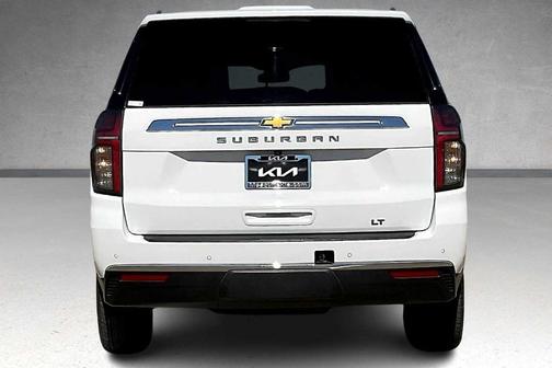 2023 Chevrolet Suburban LT