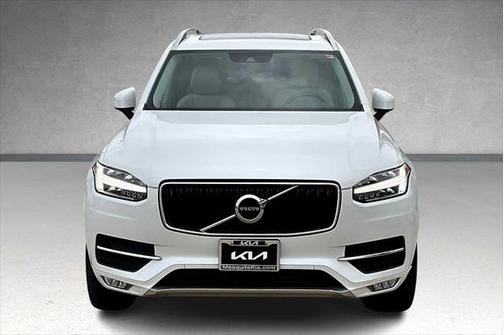2019 Volvo XC90 T6 Momentum