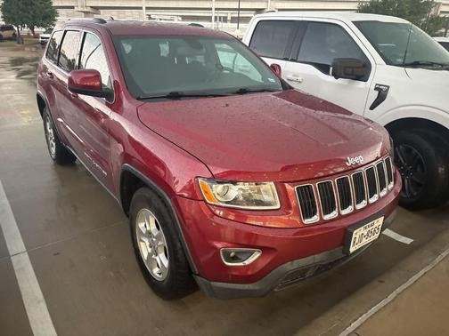 Deep Cherry Red Crystal Pearlcoat 2015 Jeep Grand Cherokee Laredo