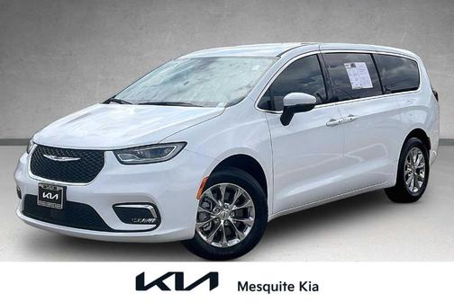 Bright White Clearcoat 2023 Chrysler Pacifica Touring-L