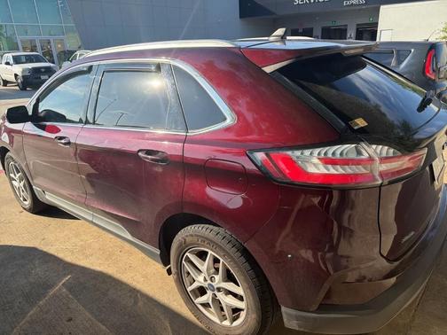 Burgundy Velvet Metallic Tinted Clearcoat 2022 Ford Edge SEL