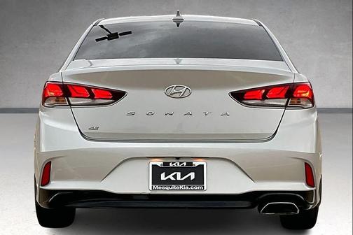 2018 Hyundai SONATA SE