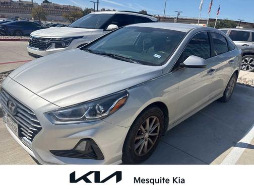 2018 Hyundai SONATA SE