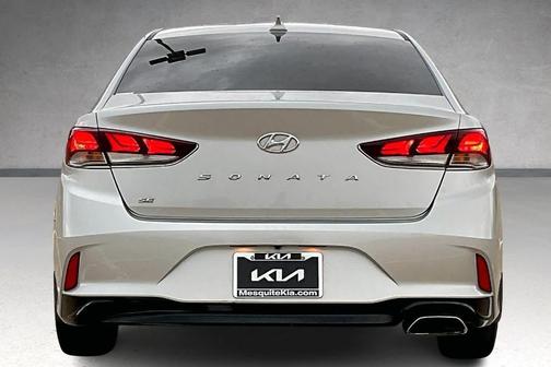 2018 Hyundai SONATA SE