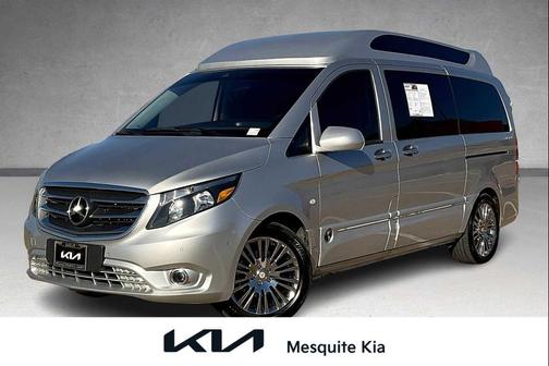 2018 Mercedes-Benz Metris Base