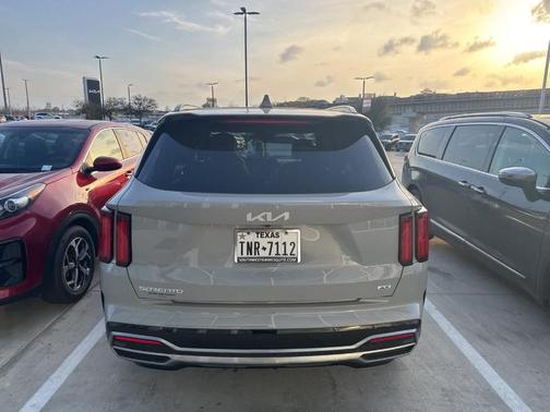 2023 Kia Sorento SX