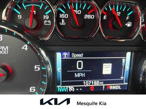 Summit White 2017 GMC Yukon SLT