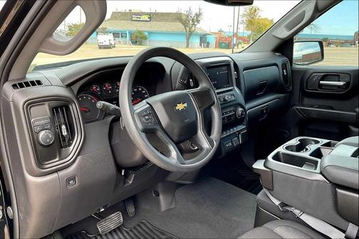 2024 Chevrolet Silverado 1500 Custom