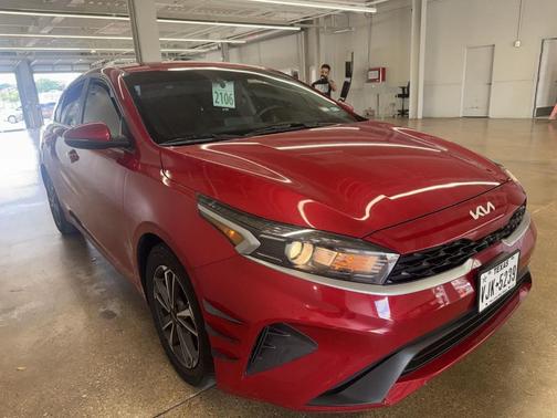 Currant Red 2023 Kia Forte LXS