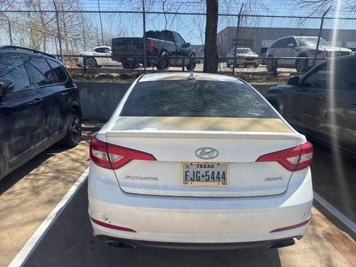 2015 Hyundai SONATA Sport