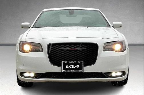 2023 Chrysler 300 S